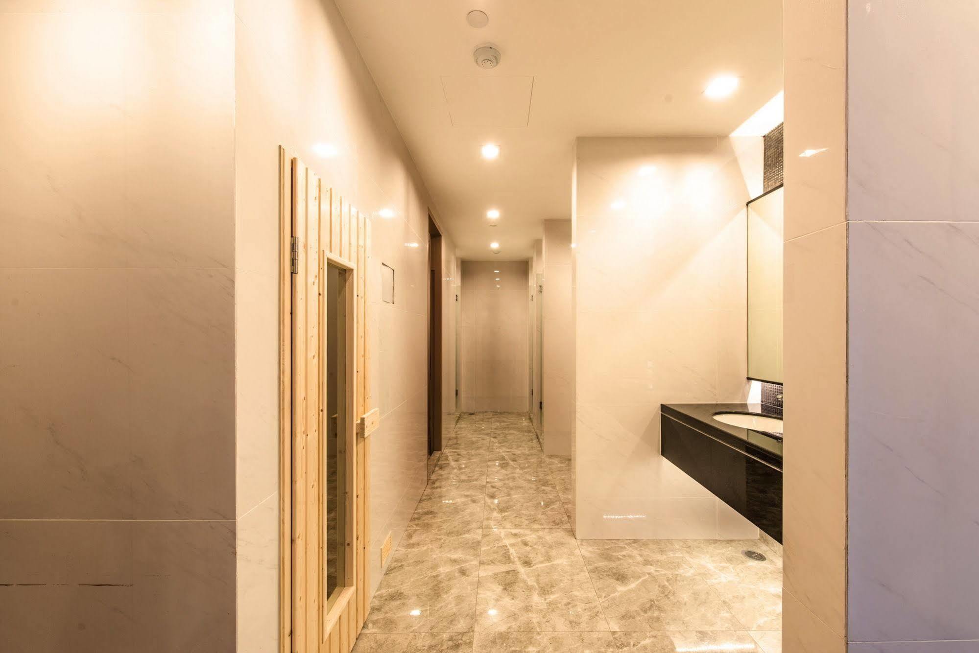 Qiss Residence By Bliston Bangkok Dış mekan fotoğraf